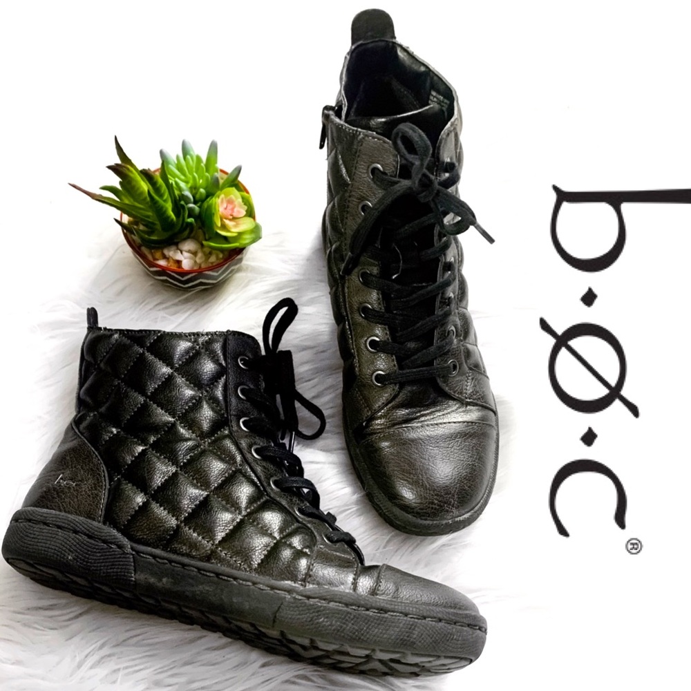 (7) b.o.c. LUXE black quilted lace up hightop trainers with side zip closure